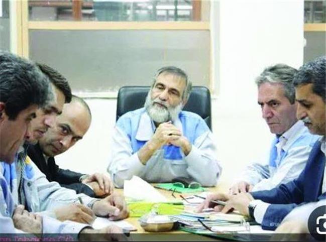دخانیات، صنعتی با بال و پر چیده شده و نیروهای خدوم